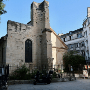 Around Saint-Julien-le pauvre. Saturday June 27th.